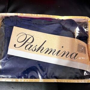 Pashmina scarf